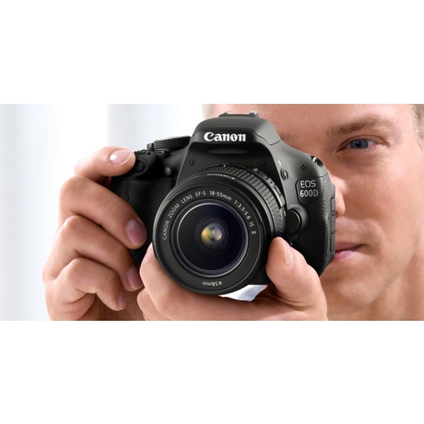 Canon EOS 600D + EF-s 18-55III DC 18MP CMOS 5170B158AA