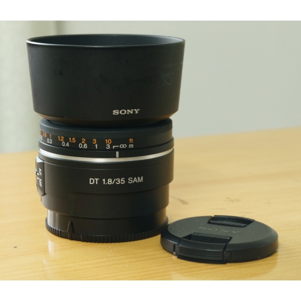 ობიექტივი SONY  DIGITAL CAMERA ACCESSORIES SONY ALPHA SAL35F18 35MM F1.8 A-MOUNT WIDE ANGLE LENS (BLACK)