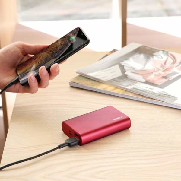 Power Bank AUKEY 10000MAH 18W 2-WAY POWER DELIVER + QUICK CHARGE 3.O RED