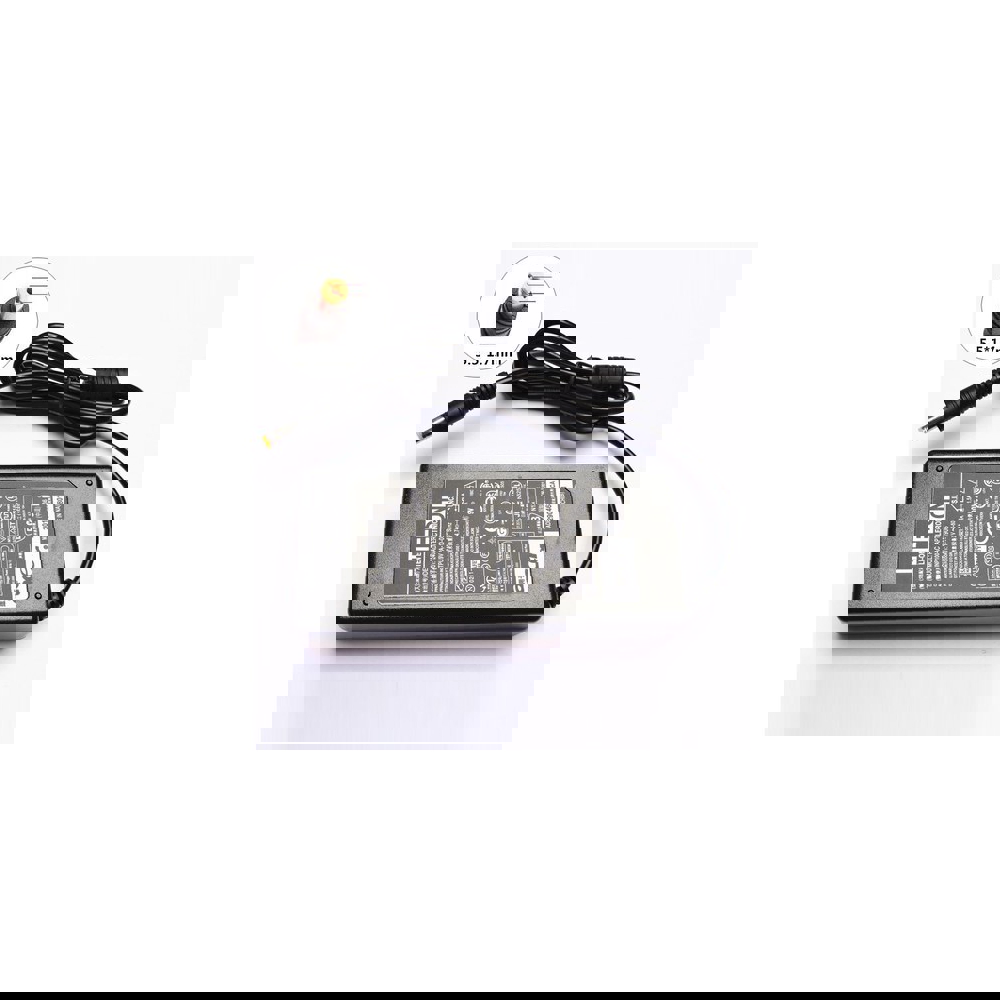 ASUS 19V 3.42A Connector size: 5.5*2.7 mm