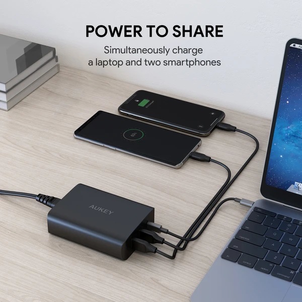 დამტენი AUKEY PA-Y12 72W Dual-Port USB-A 12W + Singal-Port USB-C With PD 60W Black