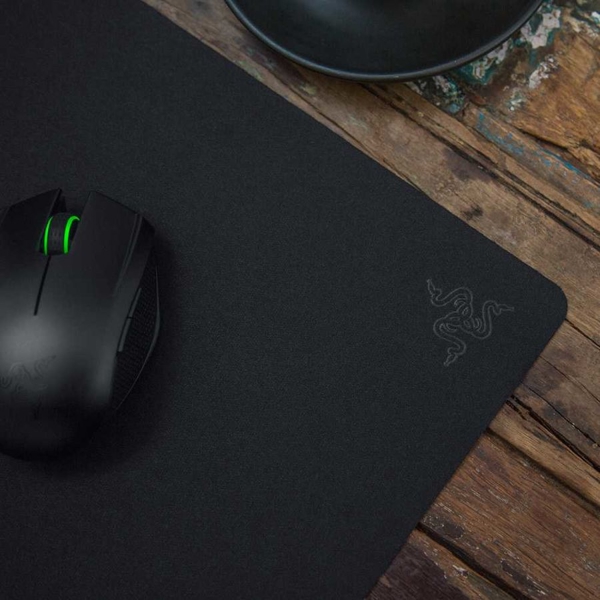 RAZER RZ02-01820500-R3M1, GOLIATHUS MOBILE STEALTH MOUSE PAD