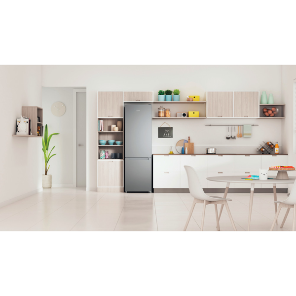 მაცივარი Indesit ITS 4200 S  Combined Fridge-Freezer 325 L, Total No Frost, A+ Silver