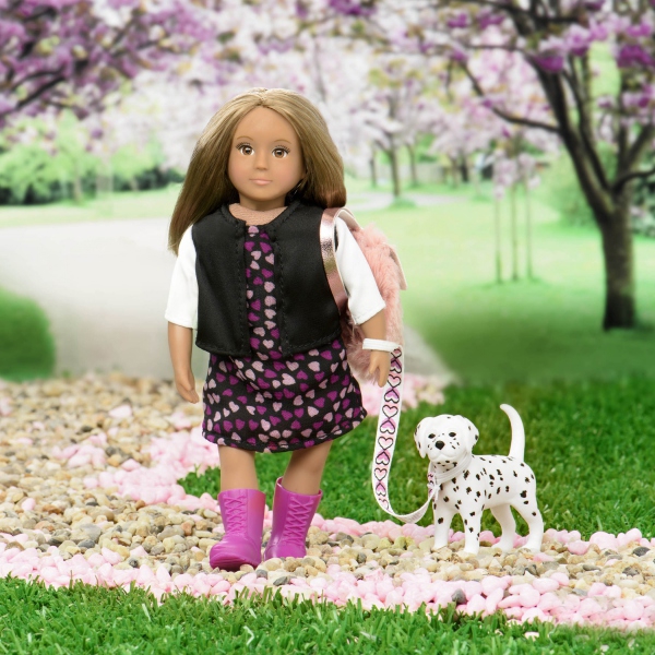 სათამაშო თოჯინა LORI Doll with a Dalmatian dog, 15 სმ