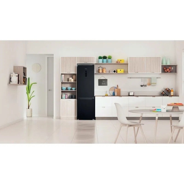 მაცივარი Indesit ITS 5200 B Combined Fridge-Freezer 325 L, A Black