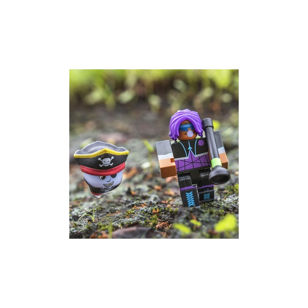 Jazwares Roblox ROG0171 - Core Figures Ghost Simulator Luna W6