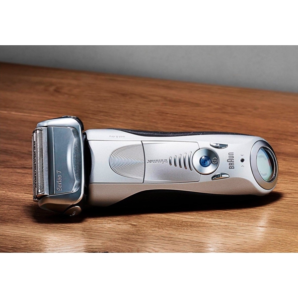 წვერსაპარსი BRAUN 7899cc Wet, Dry Electric Shaver Silver