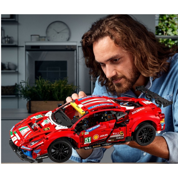 ასაწყობი მანქანა Lego 42125, Technic Ferrari 488 GTE “AF Corse #51”