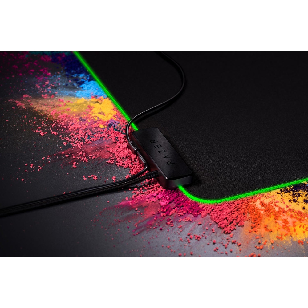 Razer RZ02-02500100-R3M1 Goliathus Chroma Gaming Mouse Pad, Medium, Black