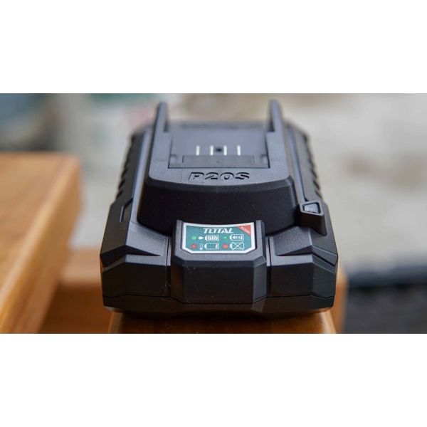 Total TFCLI2001 Fast Intelligent Charger