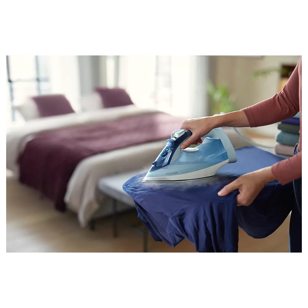 ორთქლის უთო Philips DST5030/20, 2400W, 0.32l, Steam Iron, Blue