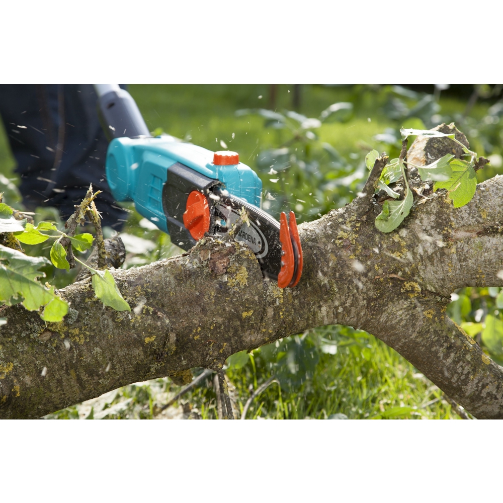 ტოტების საჭრელი ხერხი Gardena TCS 720/20, Electric Telescopic Pruner, Blue