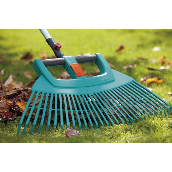 Gardena 03107-20.000.00, CS Plastic Fan Rake XXL, Foldable, Blue