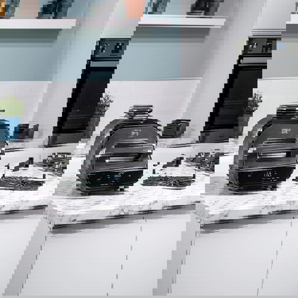 Ninja AG551EU, 2460W, 3.8L, Grill And Air Fryer, Black/Silver