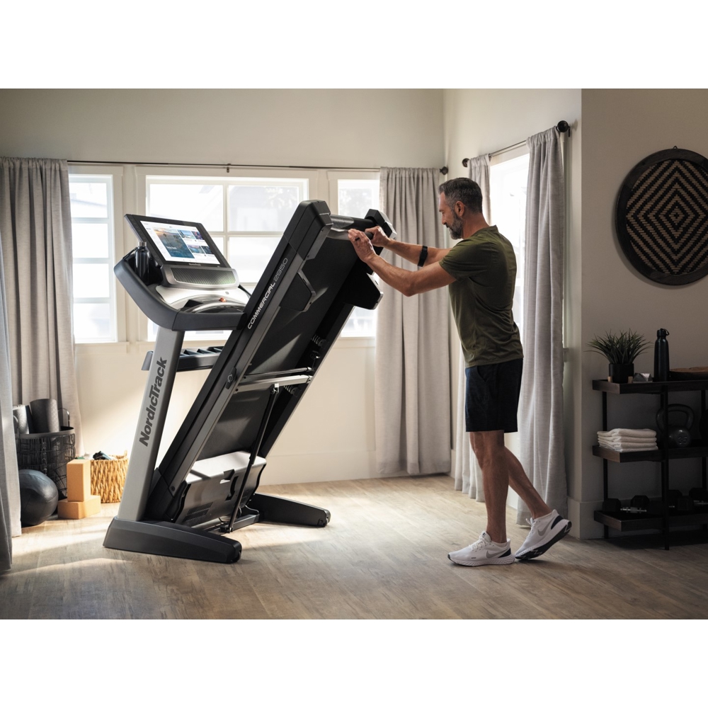 NordicTrack 516ICNTL19221 Commercial 2950 + iFit Walking Pad Black