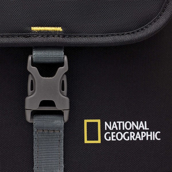 National Geographic NG E2 2370, Shoulder Bag For DSLR Camera, Medium, Black