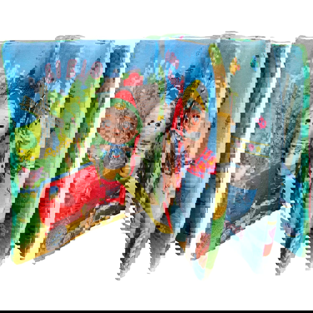 მუსიკალური პლუშის წიგნი CoComelon CMW0025 Feature Roleplay Nursery Rhyme Singing Time