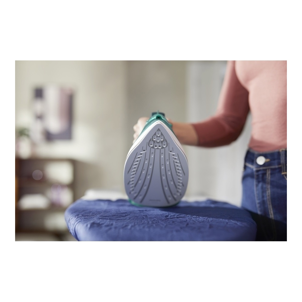 ორთქლის უთო Philips DST3030/70, 2400W, 0.3L, Steam Iron, Green