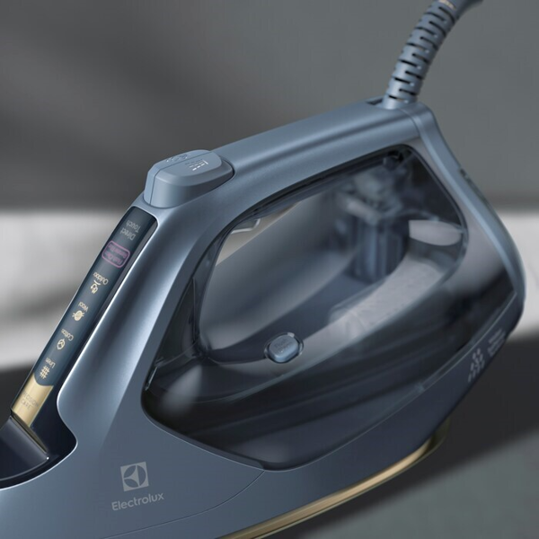 Electrolux E8SI1-5DBM, 2500W, 370Ml, Steam Iron, Blue