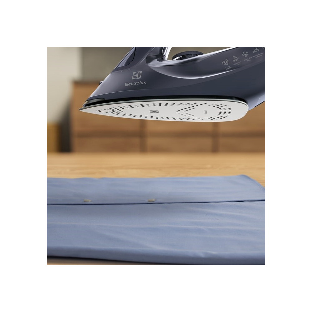 ორთქლის უთო Electrolux E6SI1-4MN, 2500W, 330L, Steam Iron, Blue Misty