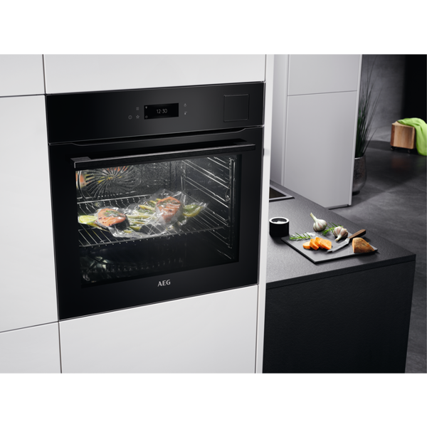 ჩასაშენებელი ღუმელი AEG BSK792280B, 3500W, 70L, Built-In, Black