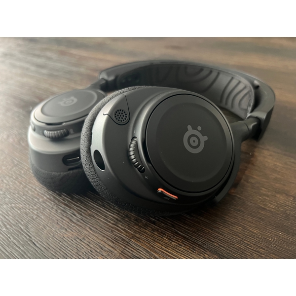 ყურსასმენი SteelSeries 61559_SS Arctis Nova 7P, Gaming Headset, Wireless, 3.5mm, BT, Black