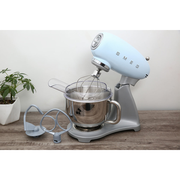 Smeg SMF02PBEU, 800W, Mixer, Blue