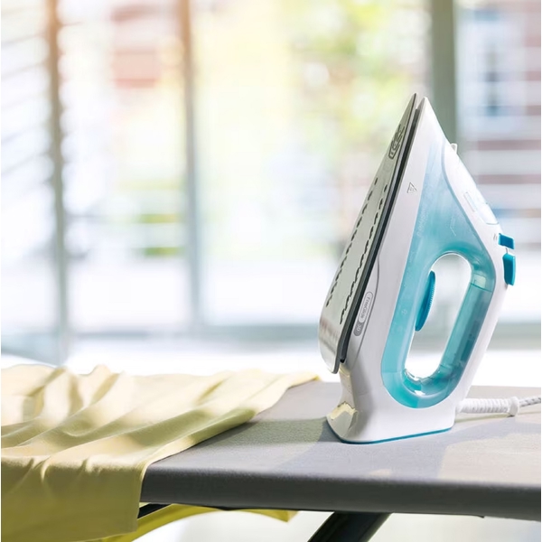 Braun SI3043GR, 2350W, 270ML, Steam Iron, White/Green