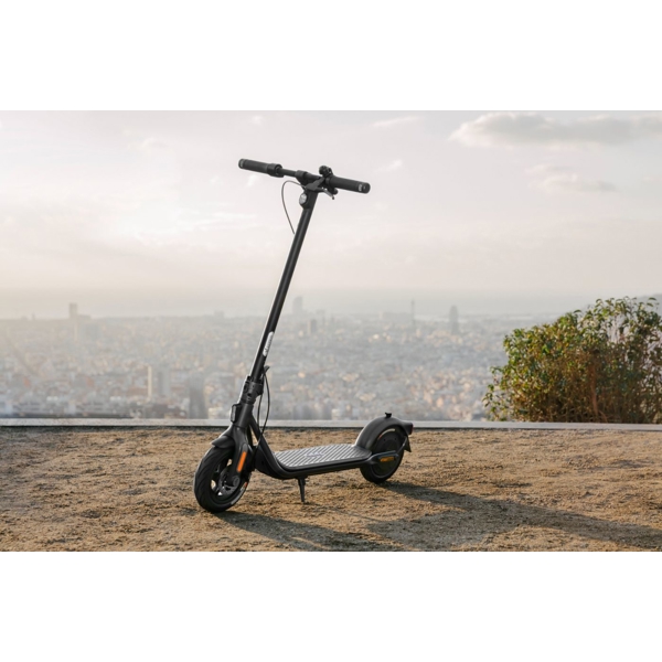 Ninebot KickScooter F2 E, 400W, Electric Scooter, Black