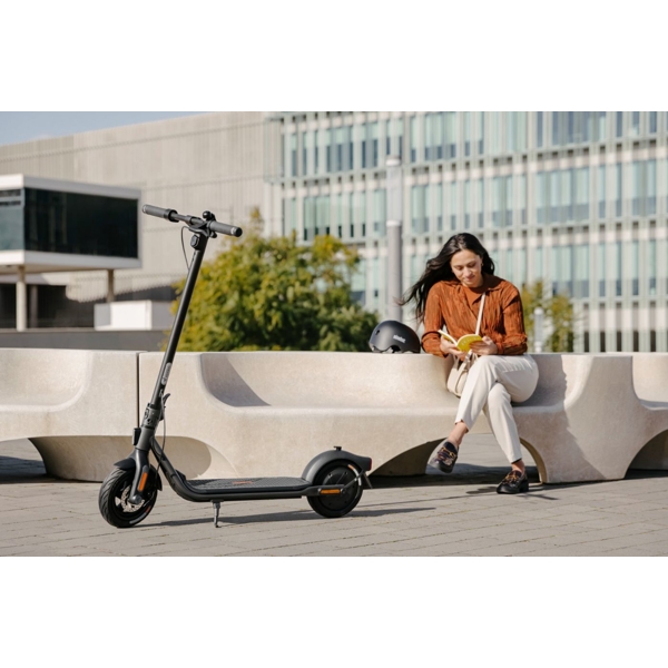 Ninebot KickScooter F2 E, 400W, Electric Scooter, Black