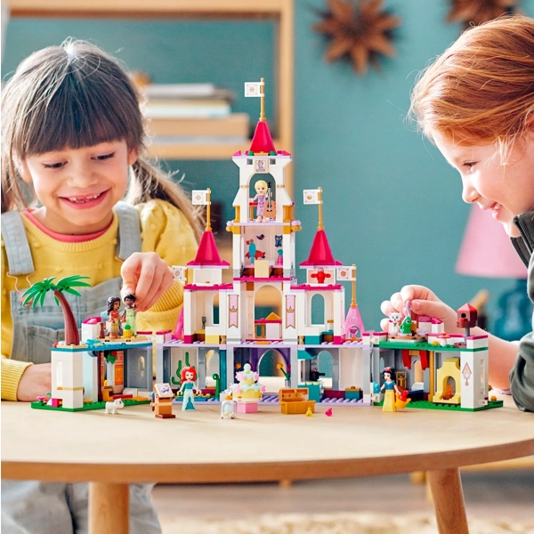 ასაწყობი კონსტრუქცია Lego 43205, Princess Castle Of Incredible Adventures