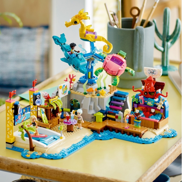 Lego 41737, Friends Beach Adventure Park