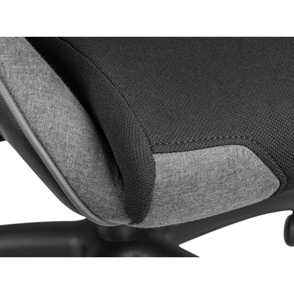 გეიმერული სავარძელი Genesis NITRO 440, Gaming Chair, Black/Grey