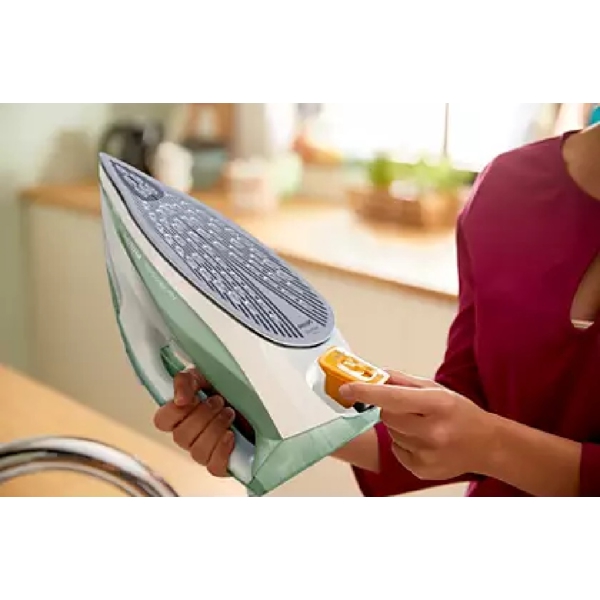 ორთქლის უთო Philips DST7012/70, 2600W, 300ML, Steam Iron, Green