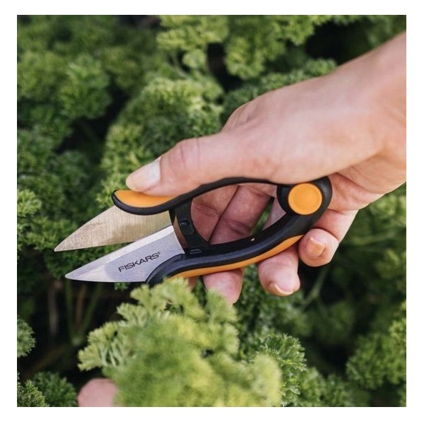 Fiskars SP-220, Gardening Scissors, Black/Orange