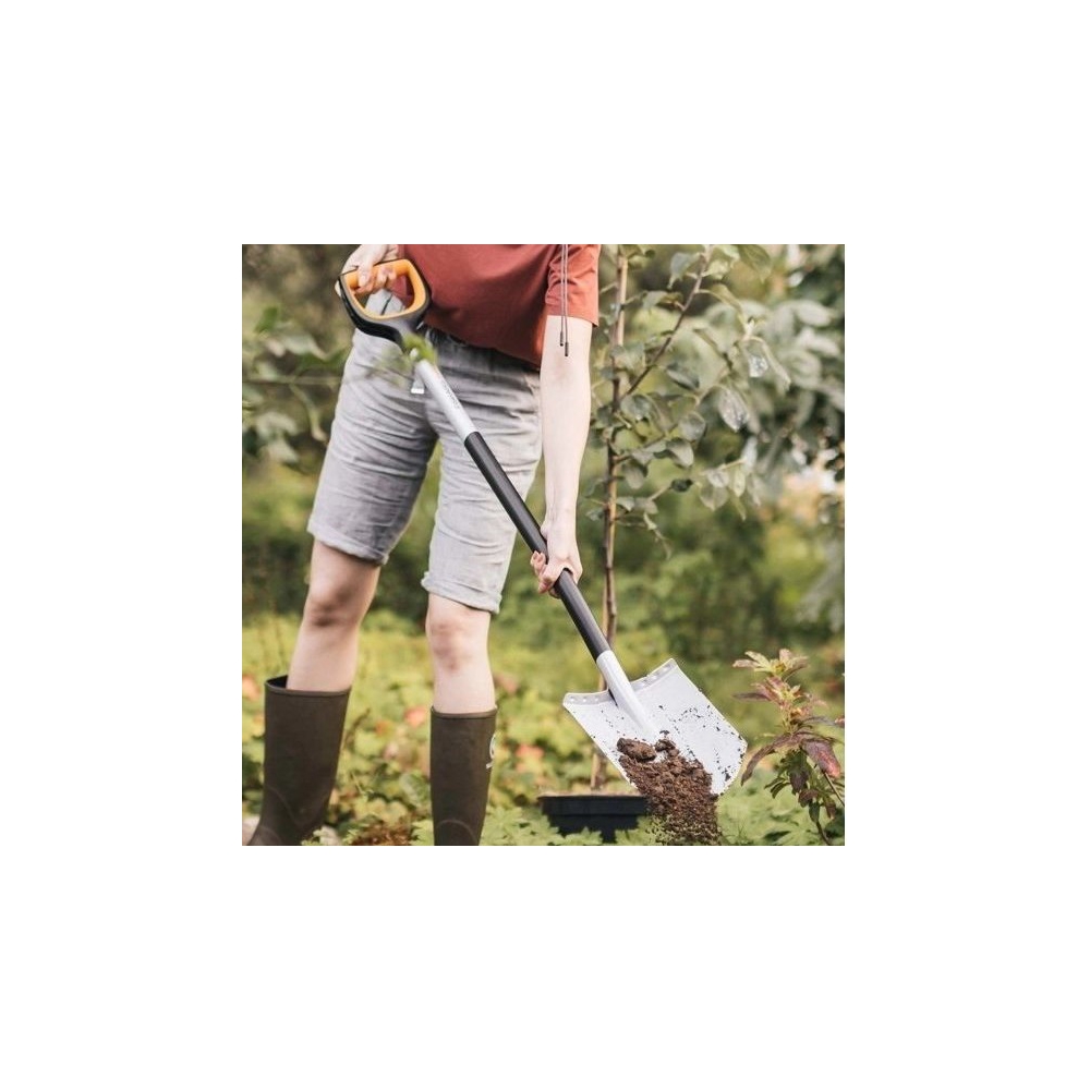Fiskars 1066729 Xact, Spade, Black/Silver