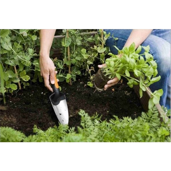 Fiskars 137200, Hand Shovel, Black/Silver