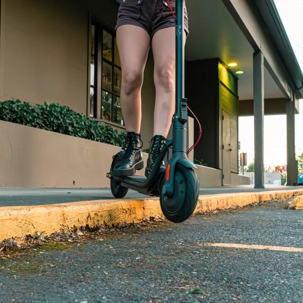 Navee V50, 350W, Electric Scooter, Black