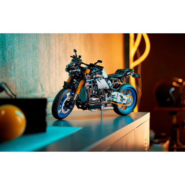 Prefabricated Construction Lego 42159, Yamaha MT-10 SP