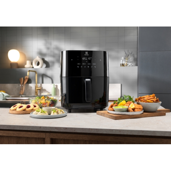 Electrolux EAF7SB, 1700W, 6.9L, Air Fryer, Black