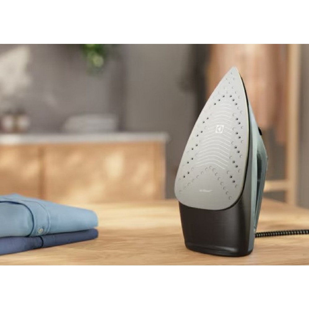 Electrolux E5SI2-6OG Care 500, 2400W, 250ML, Iron, Green Ocean