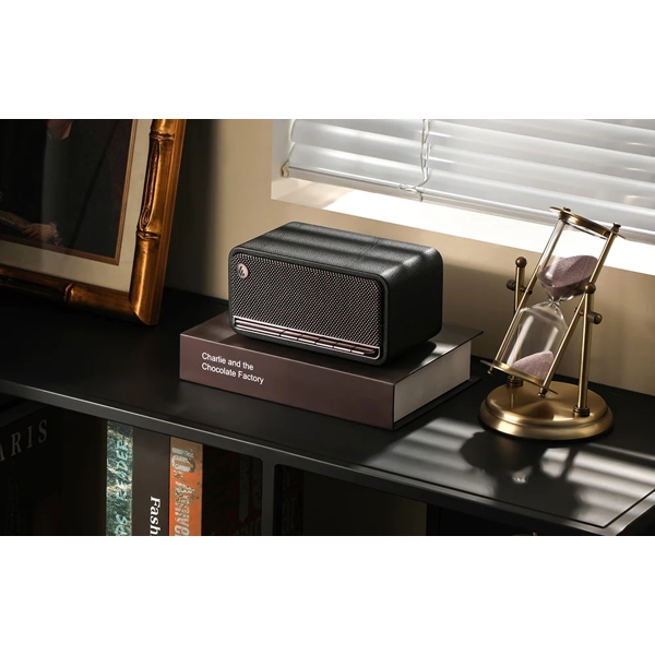 Edifier MP230, 20W, Bluetooth, USB, Micro SD, Speaker, Retro Black