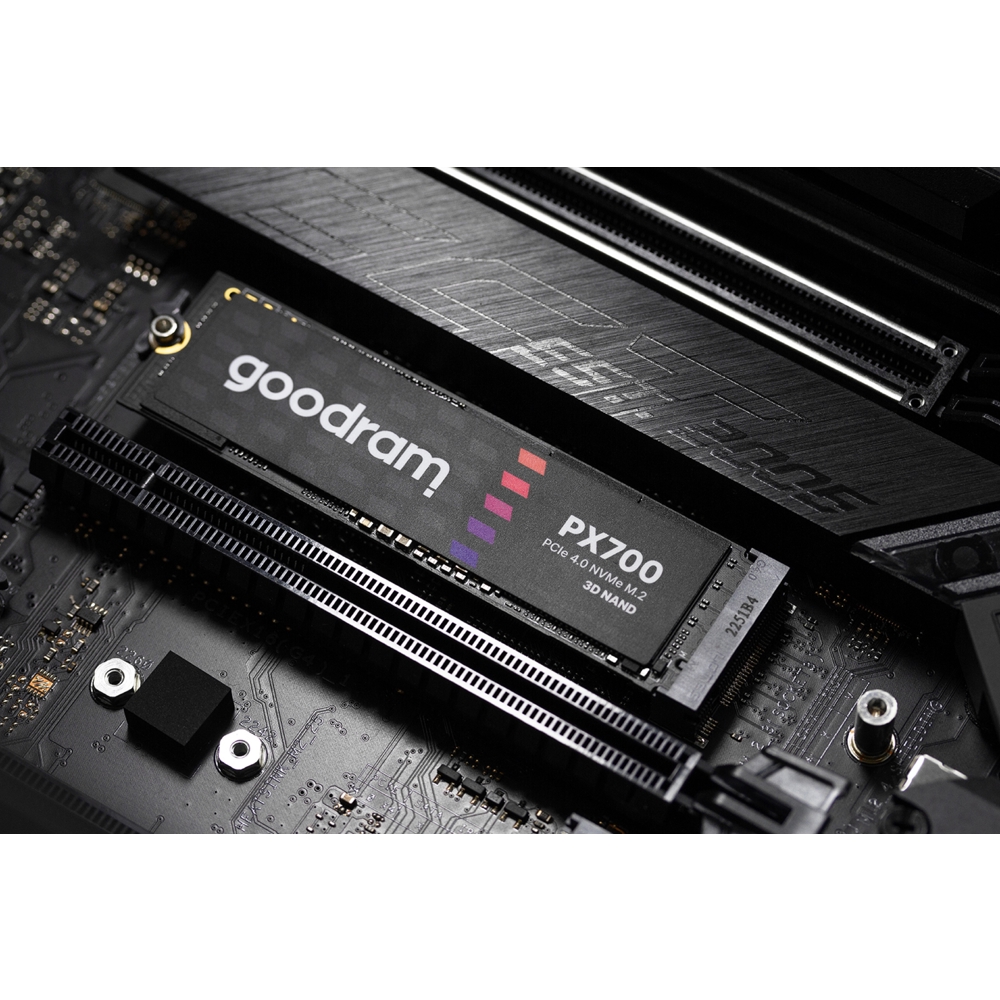 Goodram SSDPR-PX700-04T-80 PX700, 4TB, M.2, Internal Hard Drive
