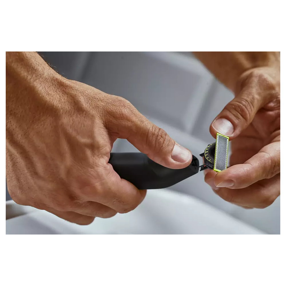 Electric Shaver, Philips QP6552/15 One Blade, Black/Green