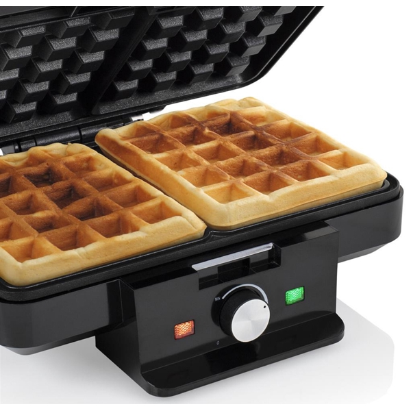 Waffle Maker Tristar WF-1165, 1000W, Black