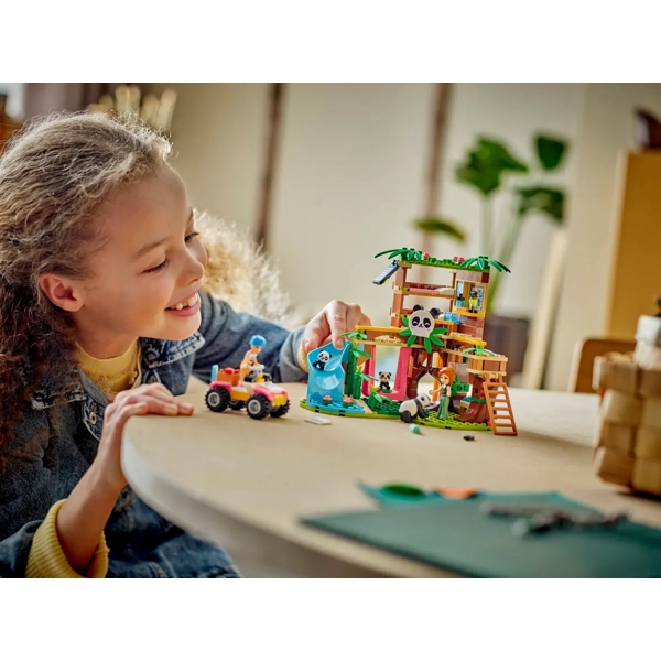 ასაწყობი კონსტრუქცია Lego 42648 Friends Panda Sanctuary Animal Care, Prefabricated Construction