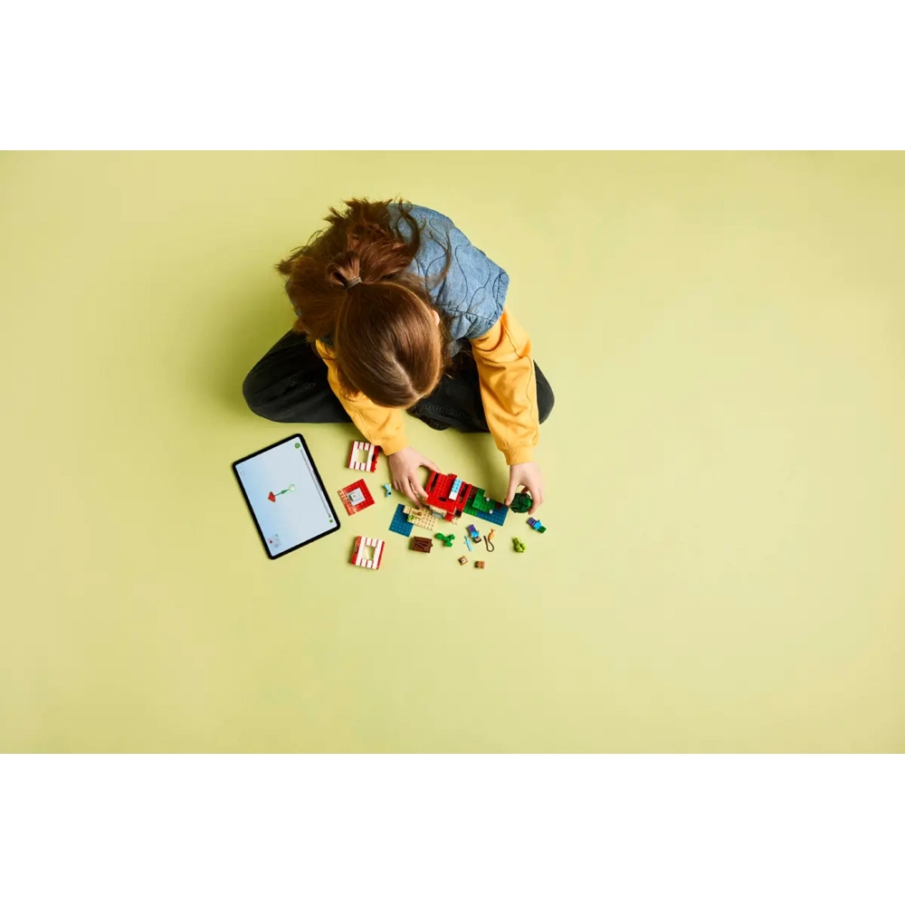 Prefabricated Construction Lego 21275 Minecraft The TNT Jungle House