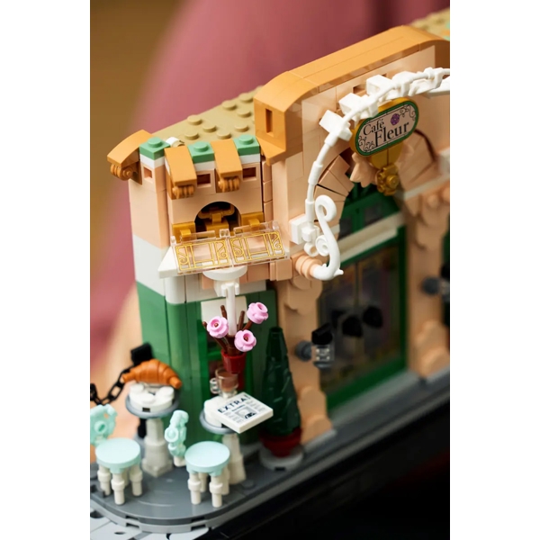 ასაწყობი კონსტრუქცია Lego 10362 Icons French Café, Prefabricated Construction