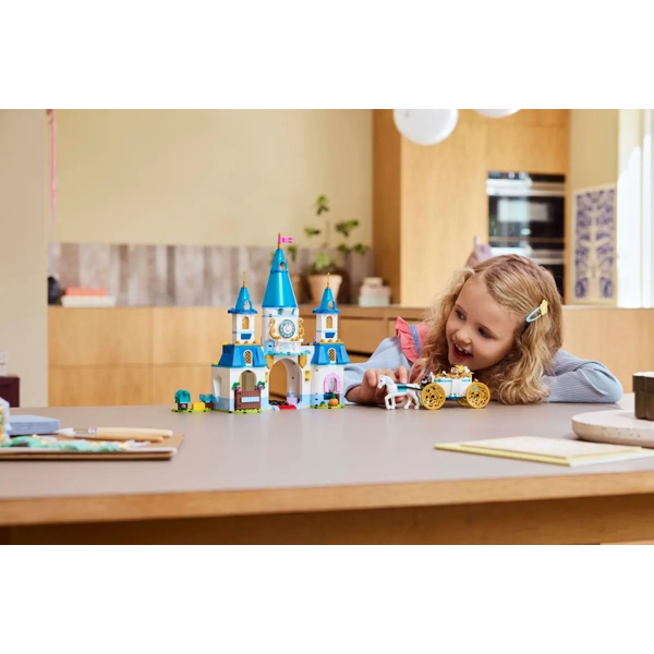 ასაწყობი კონსტრუქცია Lego 43275 Disney Princess Cinderella's Castle & Horse Carriage, Prefabricated Construction