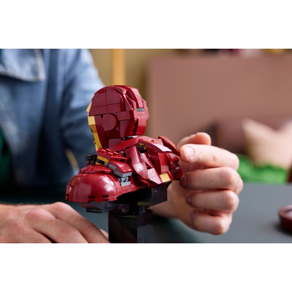 ასაწყობი კონსტრუქცია Lego 76327, Iron Man MK4 Bust, Prefabricated Construction